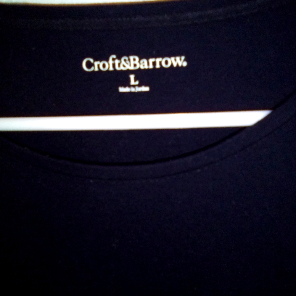 CROFT& BARROW BLACK SHIRT
